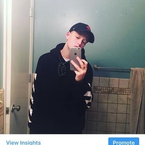 Meet your Posher, Jackson